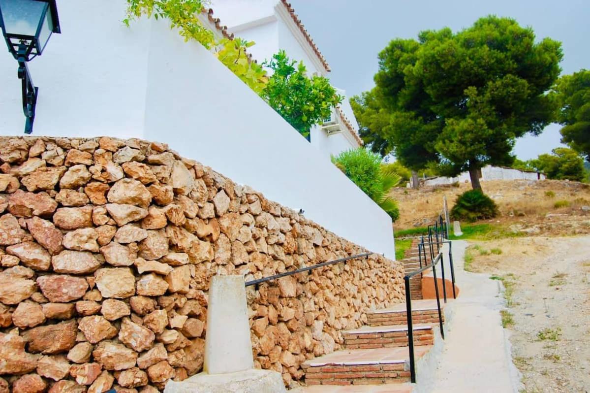 Beautiful Apartment With Amazing Sea View Nerja Kültér fotó